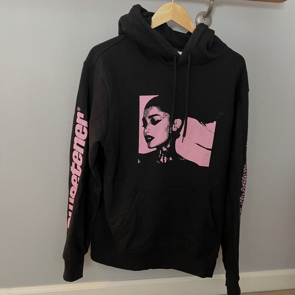 Ariana Grande Sweetener Tour Hoodie (Womens Medium)
